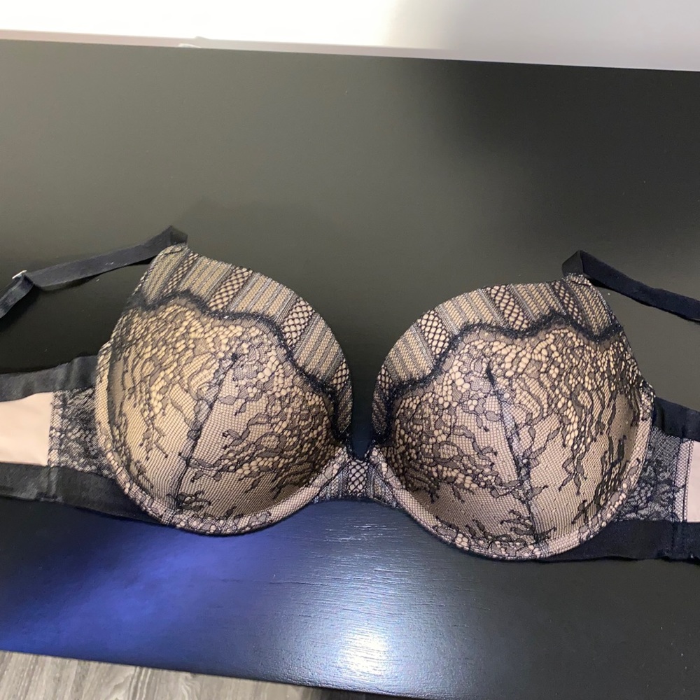 Victoria’s Secret Very Sexy Push up 38c